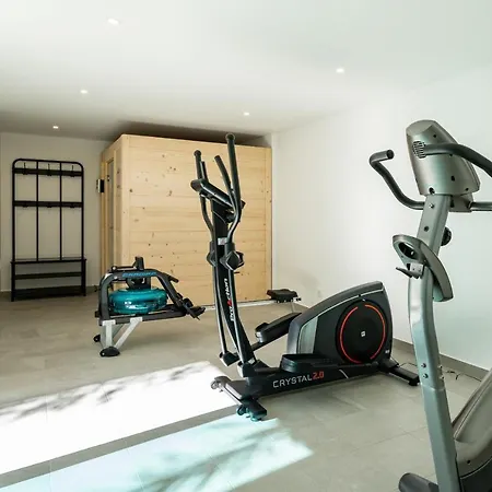 Victoria Lux By Sapvillas Villa