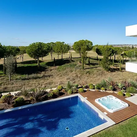 Villa Victoria Lux By Sapvillas