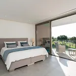 Victoria Lux By Sapvillas *